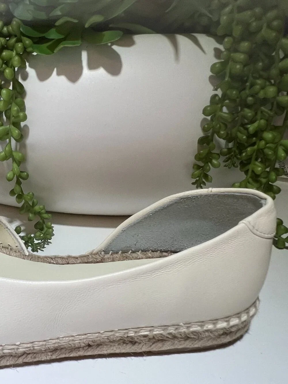 Vince Women's Tita Slip On d'Orsay Leather Espadrille Flats in Cream Sz 6.5 NWT